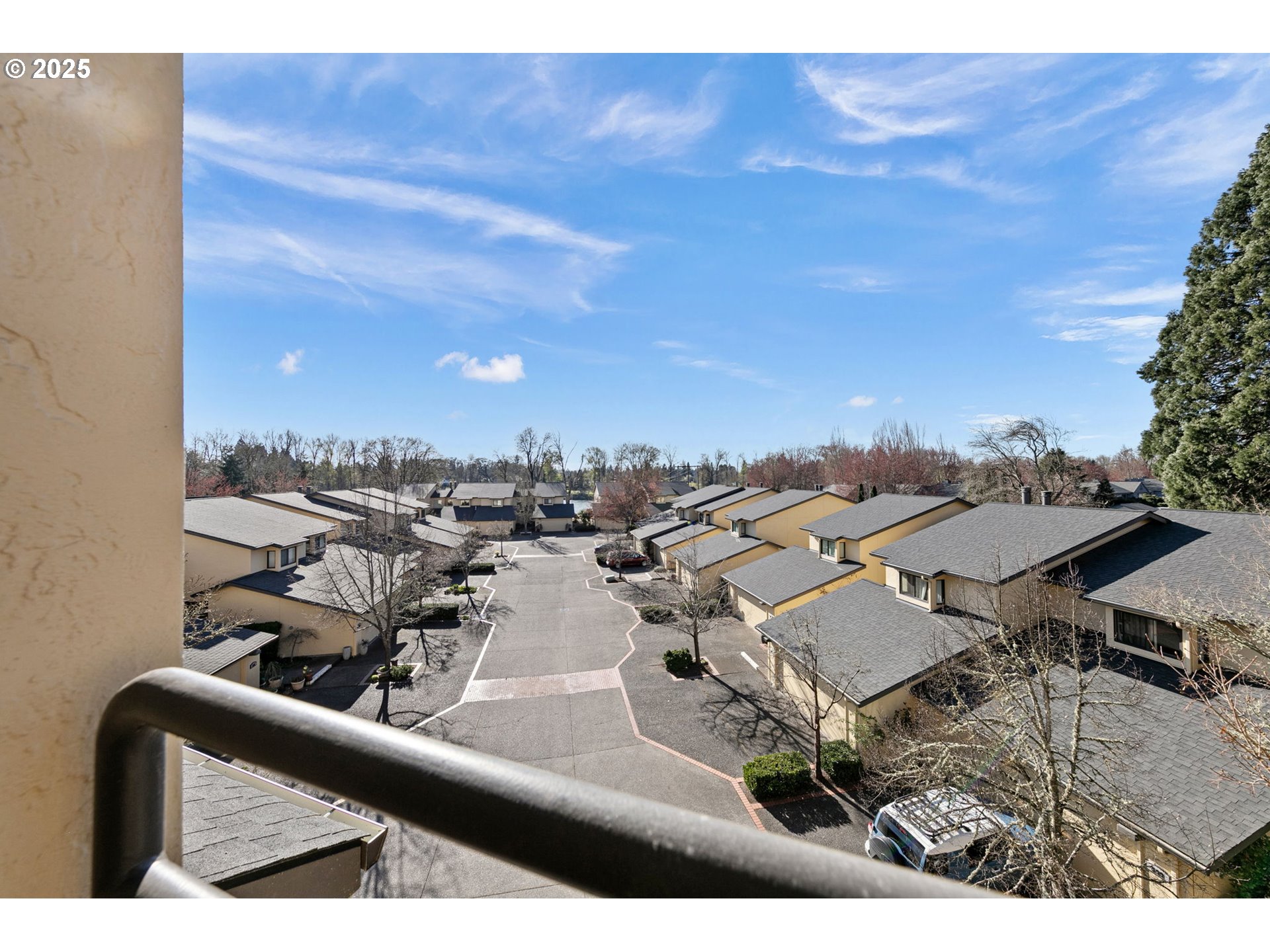 642 Wimbledon Court Eugene, OR 97401 - Photo 29 of 35