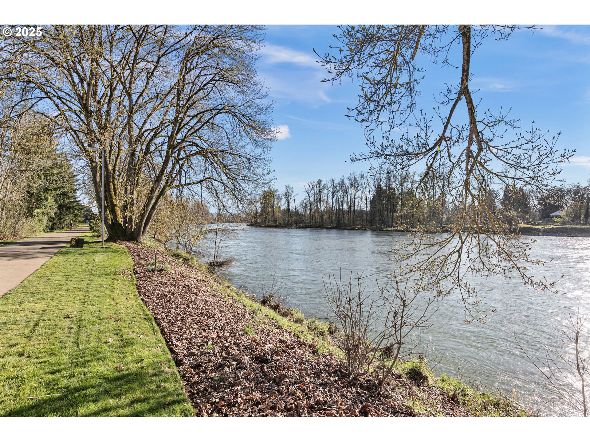 642 Wimbledon Court Eugene, OR 97401 - Photo 33 of 35