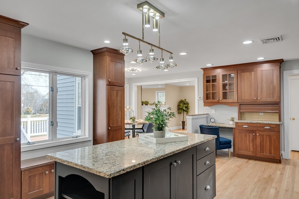 28 Kendall Road Lexington, MA 02421 - Photo 20 of 42