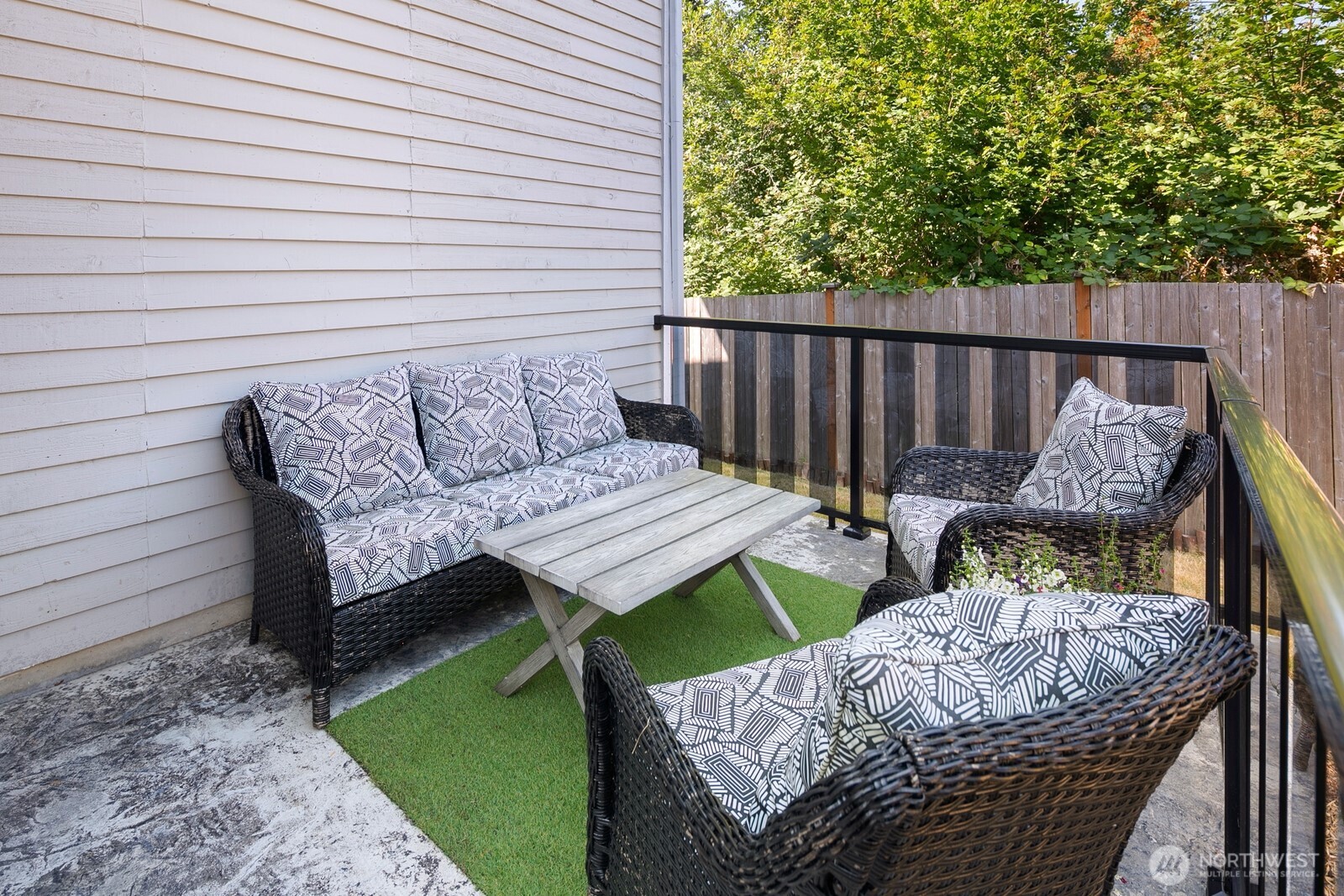 327 140th Street Southwest Everett, WA 98208 - Photo 31 of 35