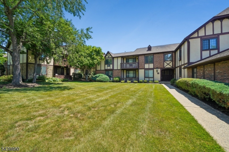 19 Kensington Road, Unit 19H Chatham, NJ 07928 - Photo 24 of 24