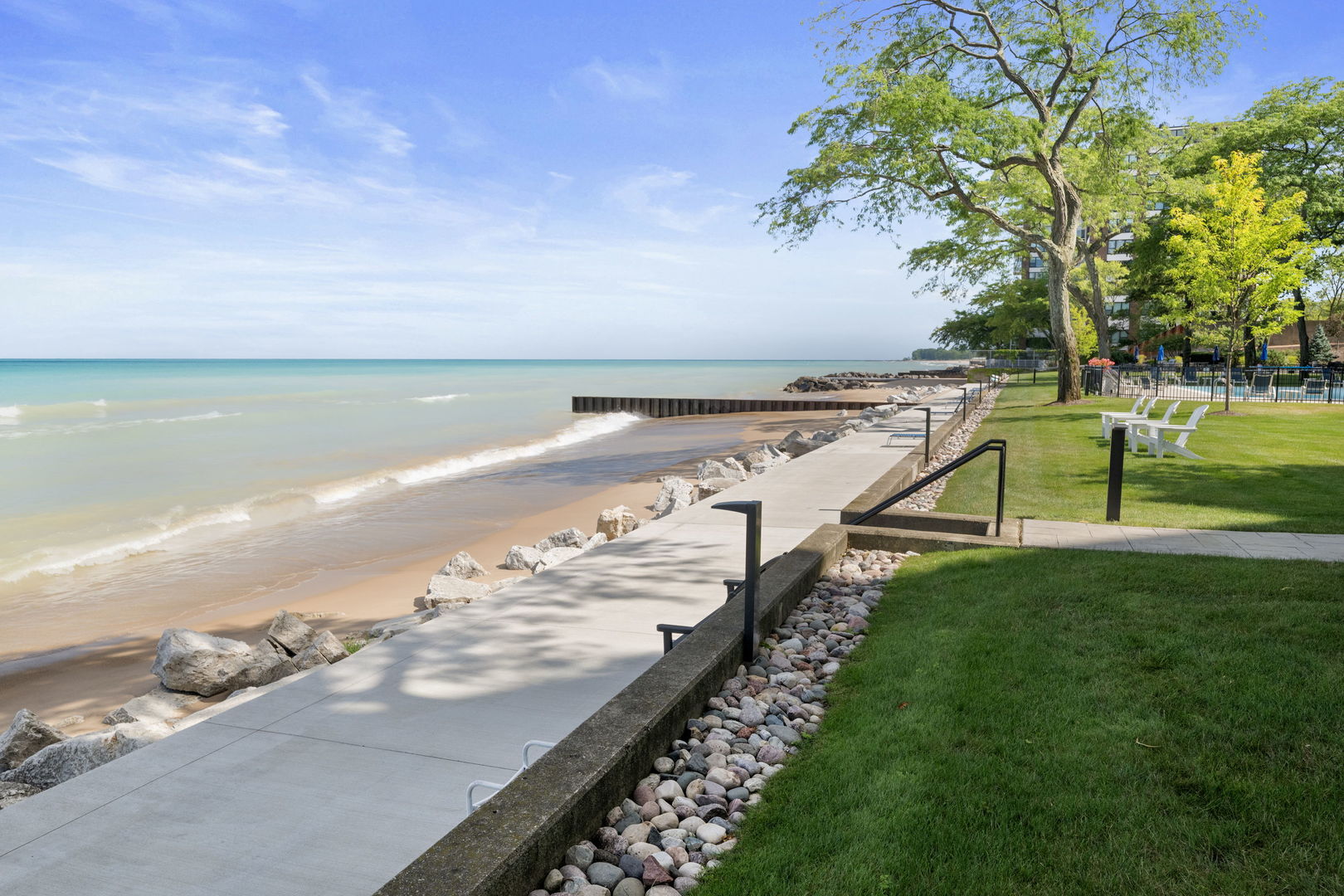 1630 Sheridan Road, Unit 2F Wilmette, IL 60091 - Photo 23 of 25 a view of a lake with a big yard