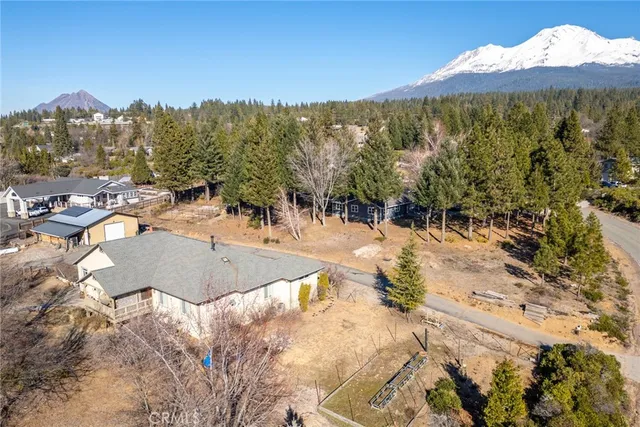 $790,000 | 2620 Fryers Way, Mount Shasta, CA 96067