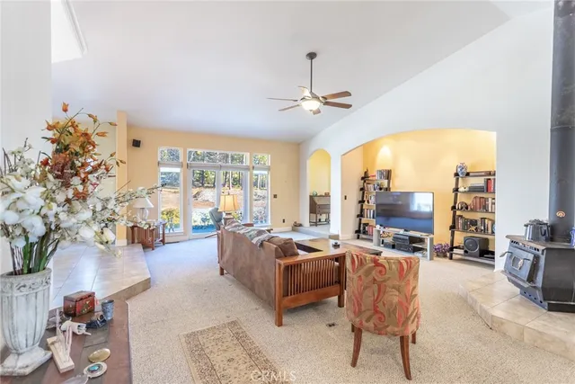 $790,000 | 2620 Fryers Way, Mount Shasta, CA 96067