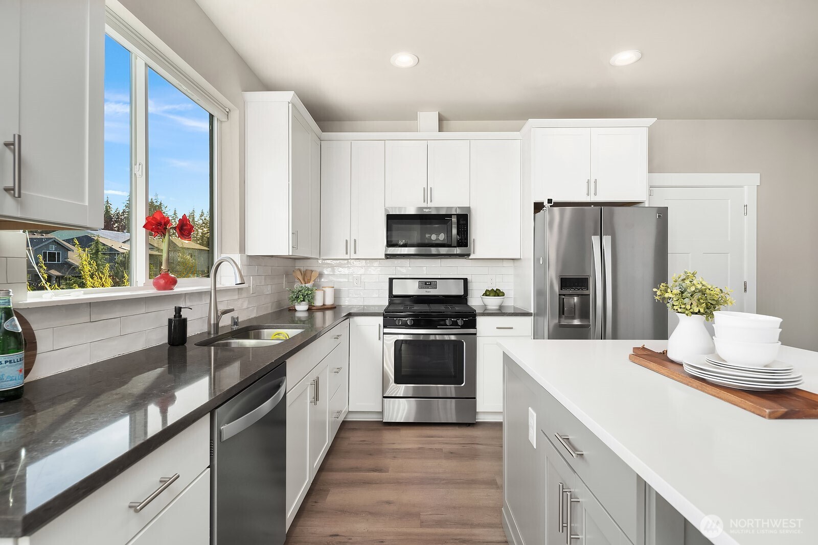 4802 236th Street Southwest Mountlake Terrace, WA 98043 - Photo 14 of 40