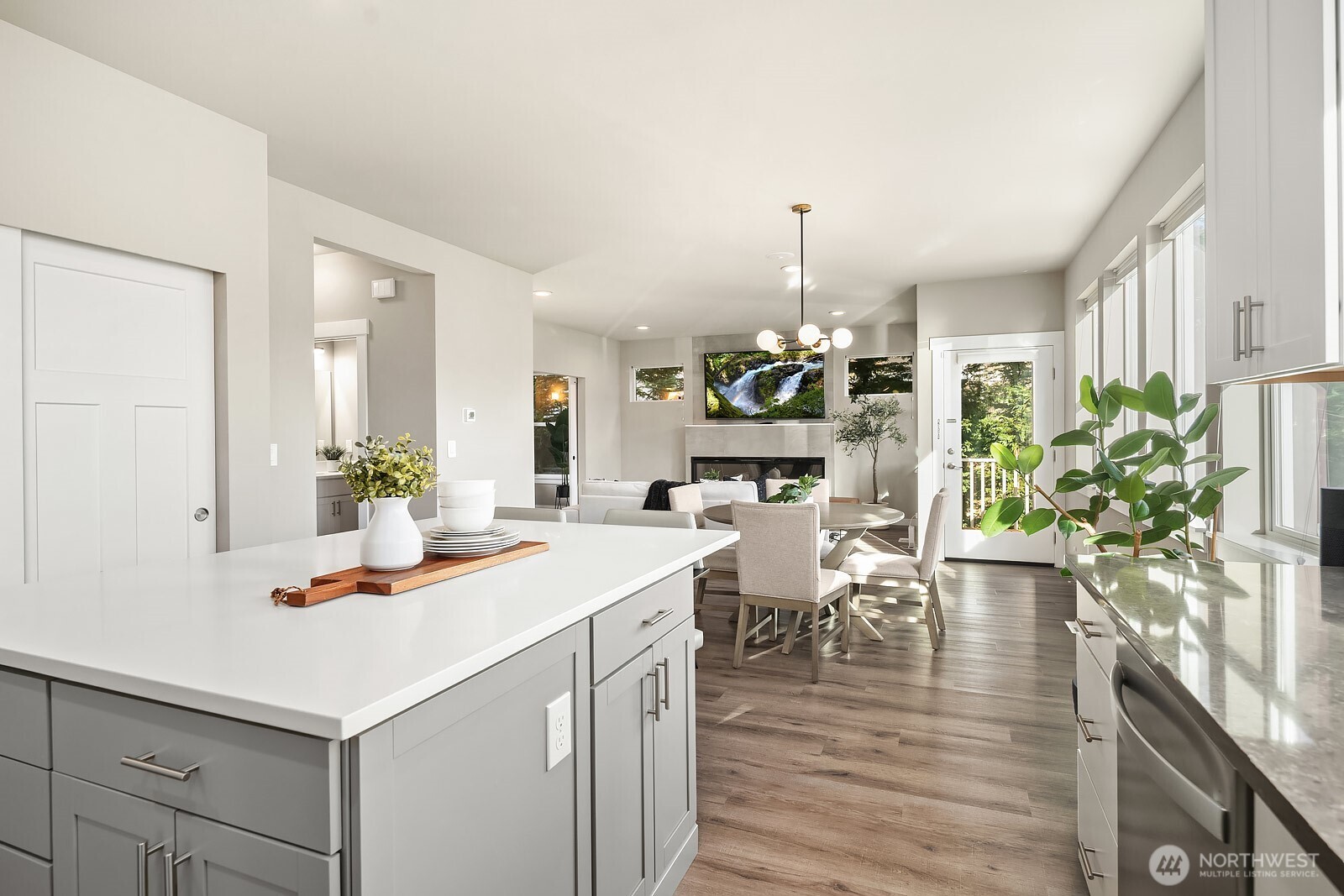 4802 236th Street Southwest Mountlake Terrace, WA 98043 - Photo 15 of 40