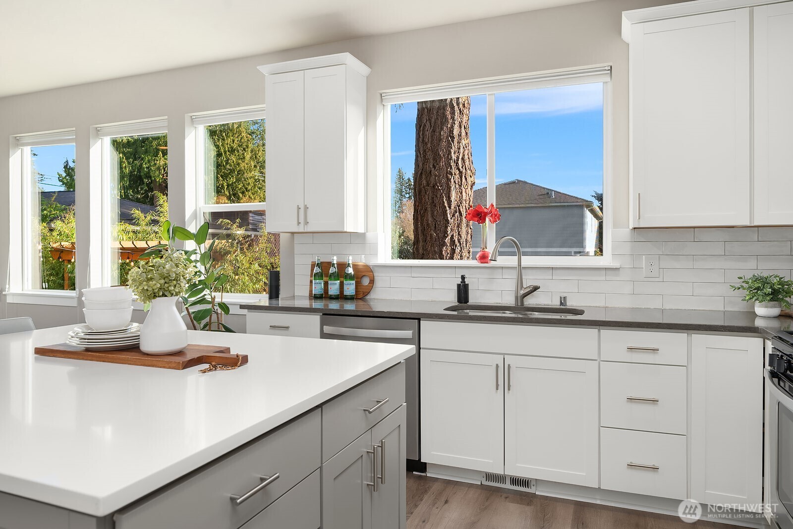 4802 236th Street Southwest Mountlake Terrace, WA 98043 - Photo 16 of 40