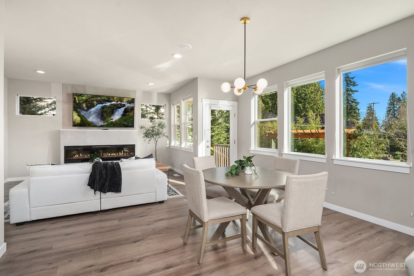 4802 236th Street Southwest Mountlake Terrace, WA 98043 - Photo 17 of 40