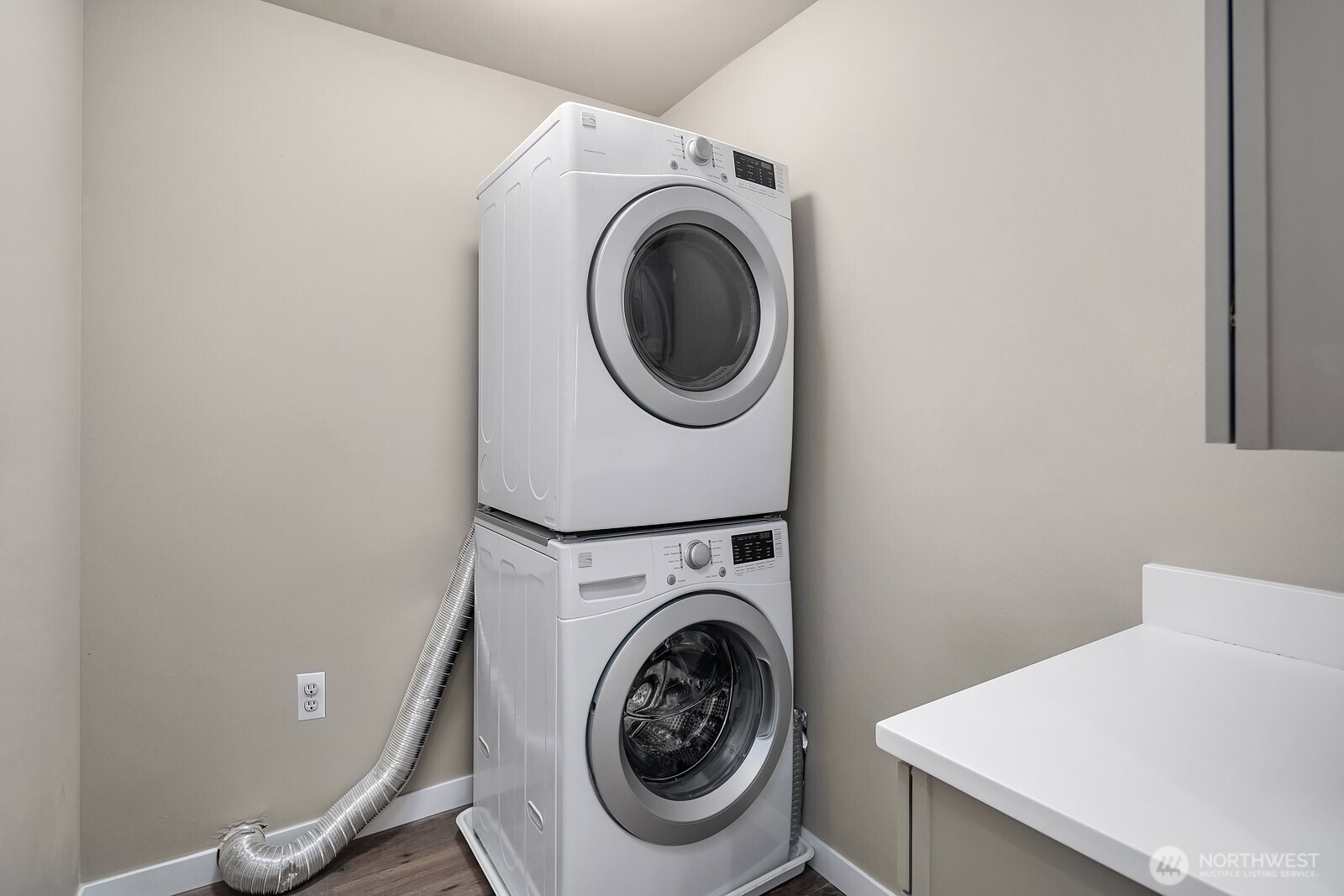 4802 236th Street Southwest Mountlake Terrace, WA 98043 - Photo 28 of 40