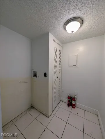 $1,070 | 3407 Winkler Avenue, Unit 319, Fort Myers, FL 33916