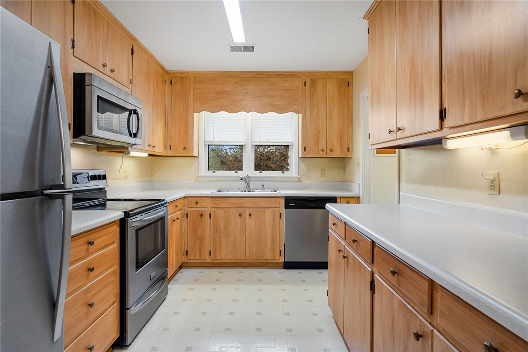 1 Birch Place Clemson, SC 29631 - Photo 16 of 28