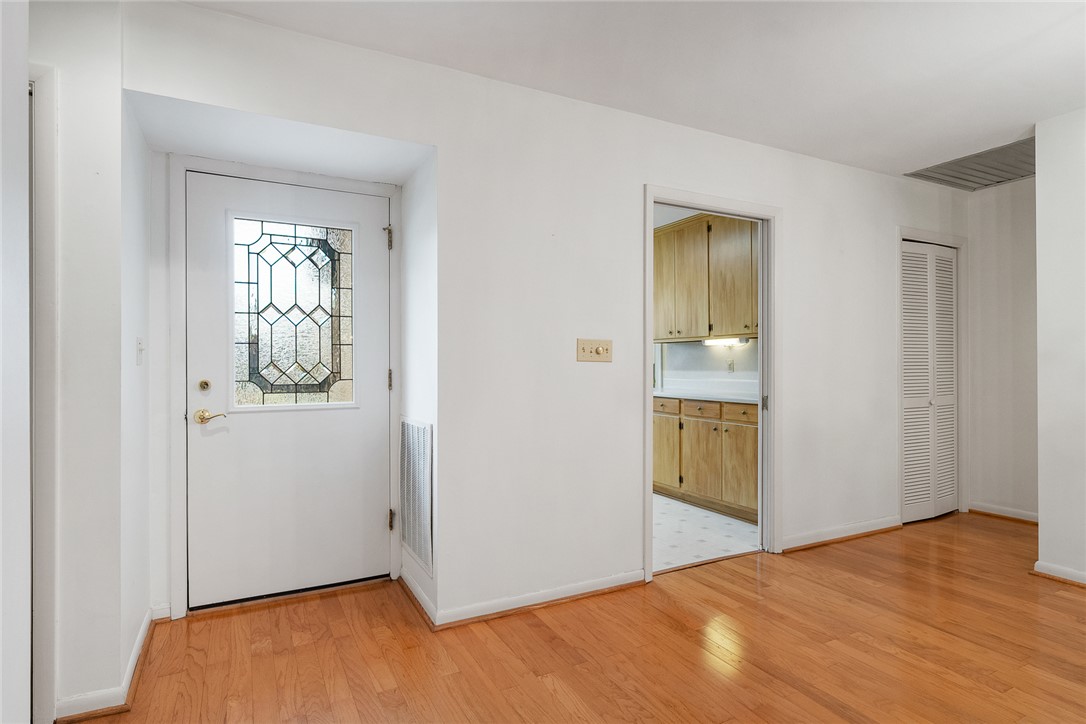 1 Birch Place Clemson, SC 29631 - Photo 3 of 28