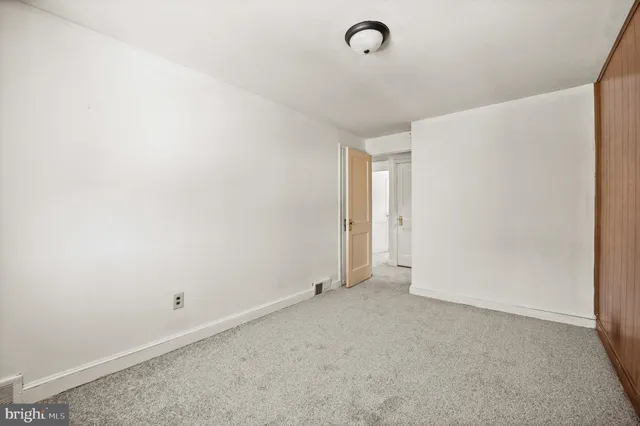 $220,000 | 907 Poplar Avenue, Glenolden, PA 19036