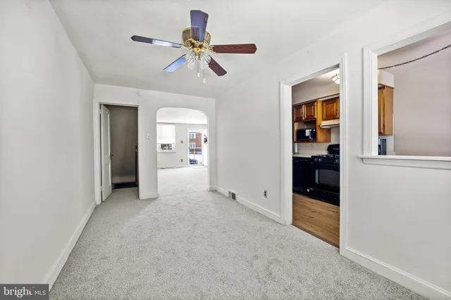 $220,000 | 907 Poplar Avenue, Glenolden, PA 19036