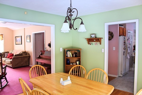 8 Chadwick Road Foxboro, MA 02035 - Photo 8 of 23