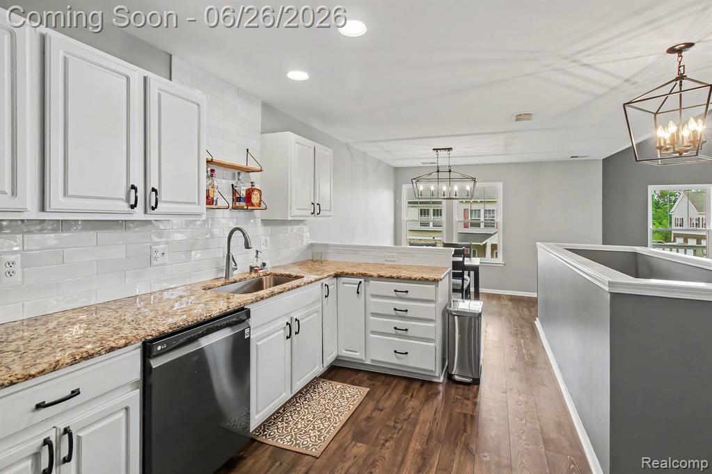 1723 Welland Street Howell, MI 48855 - Photo 12 of 19