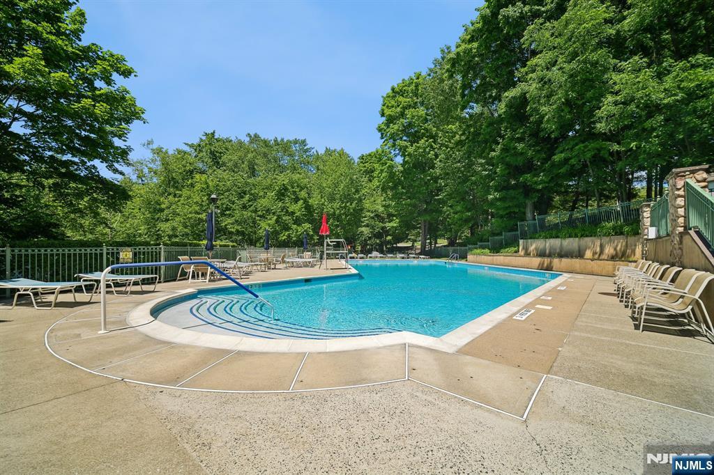 1412 York Street Mahwah, NJ 07430 - Photo 17 of 20