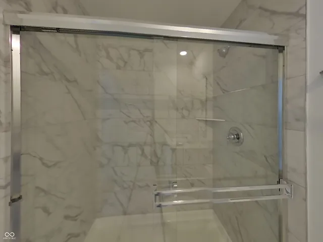 $2,249 | 11818 Moorfield Lane, Indianapolis, IN 46235