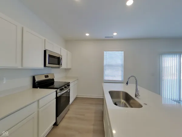 $2,249 | 11818 Moorfield Lane, Indianapolis, IN 46235