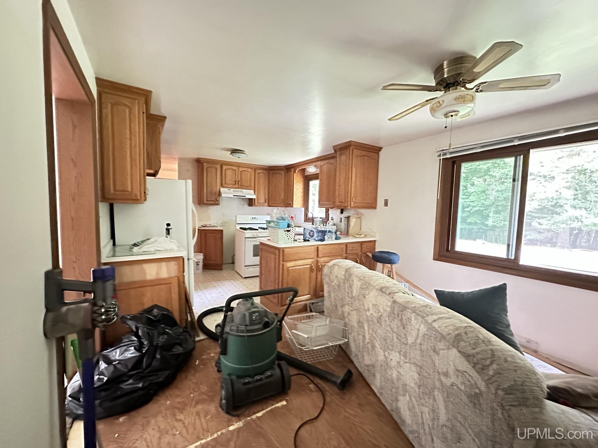 6436 K 5 Escanaba, MI 49829 - Photo 8 of 9