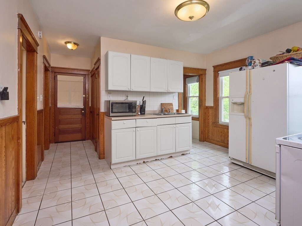 48-50 Sagamore Road Worcester, MA 01609 - Photo 16 of 33 Gallery Image 16