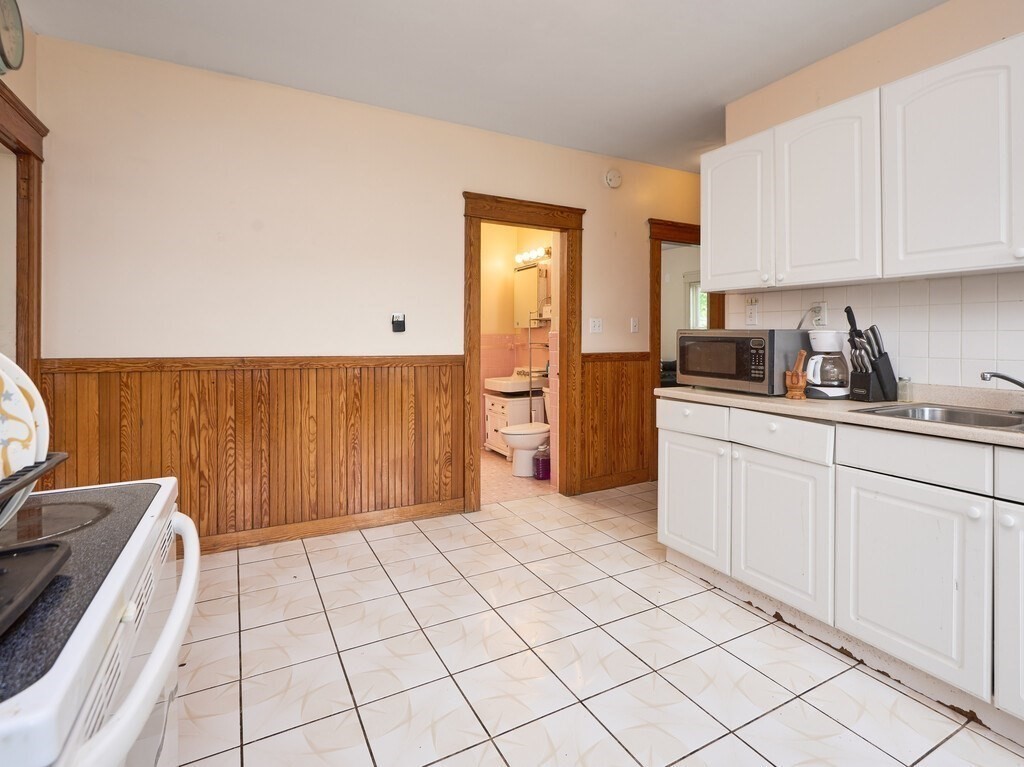 48-50 Sagamore Road Worcester, MA 01609 - Photo 17 of 33 Gallery Image 17