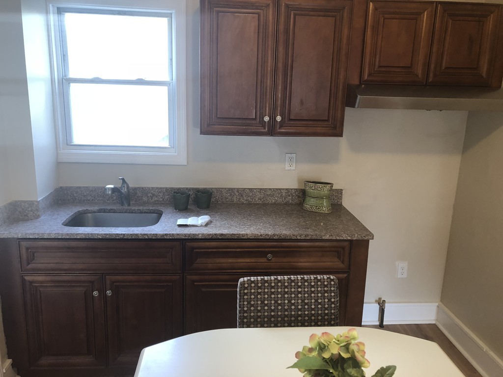 656 2nd Street Fall River, MA 02721 - Photo 5 of 22
