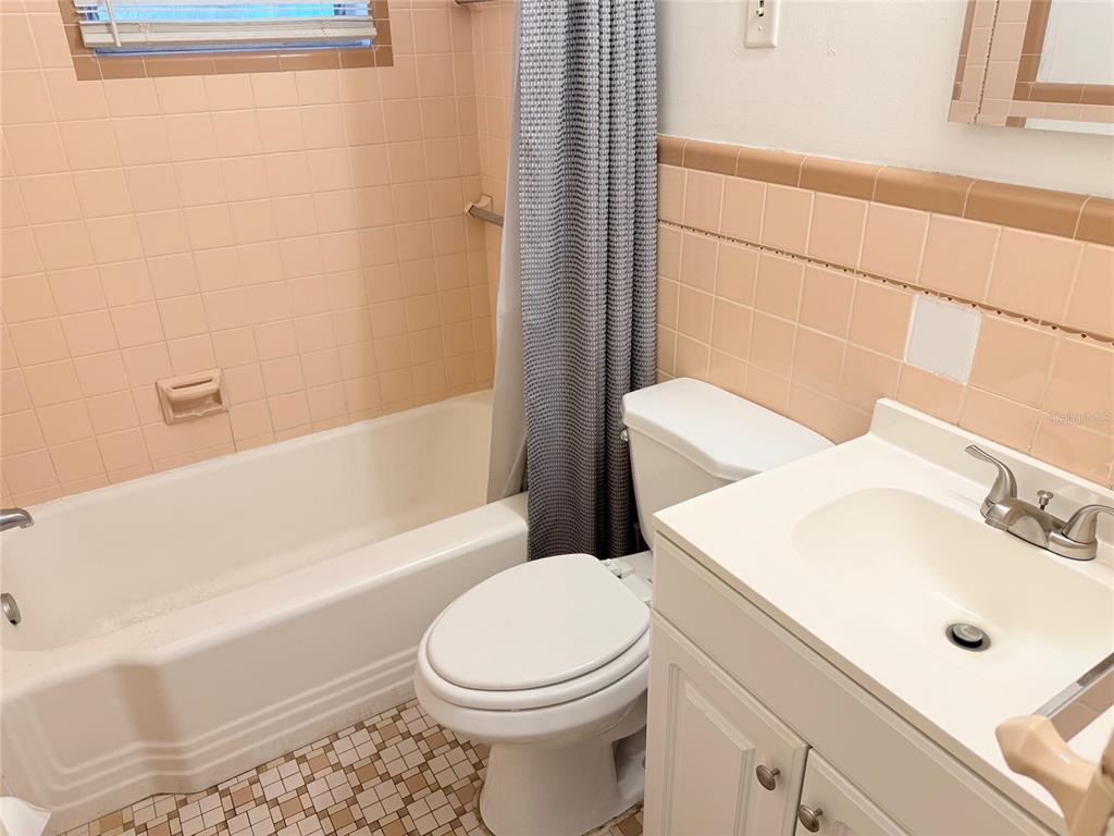 4819 Haines Road North St. Petersburg, FL 33714 - Photo 14 of 21