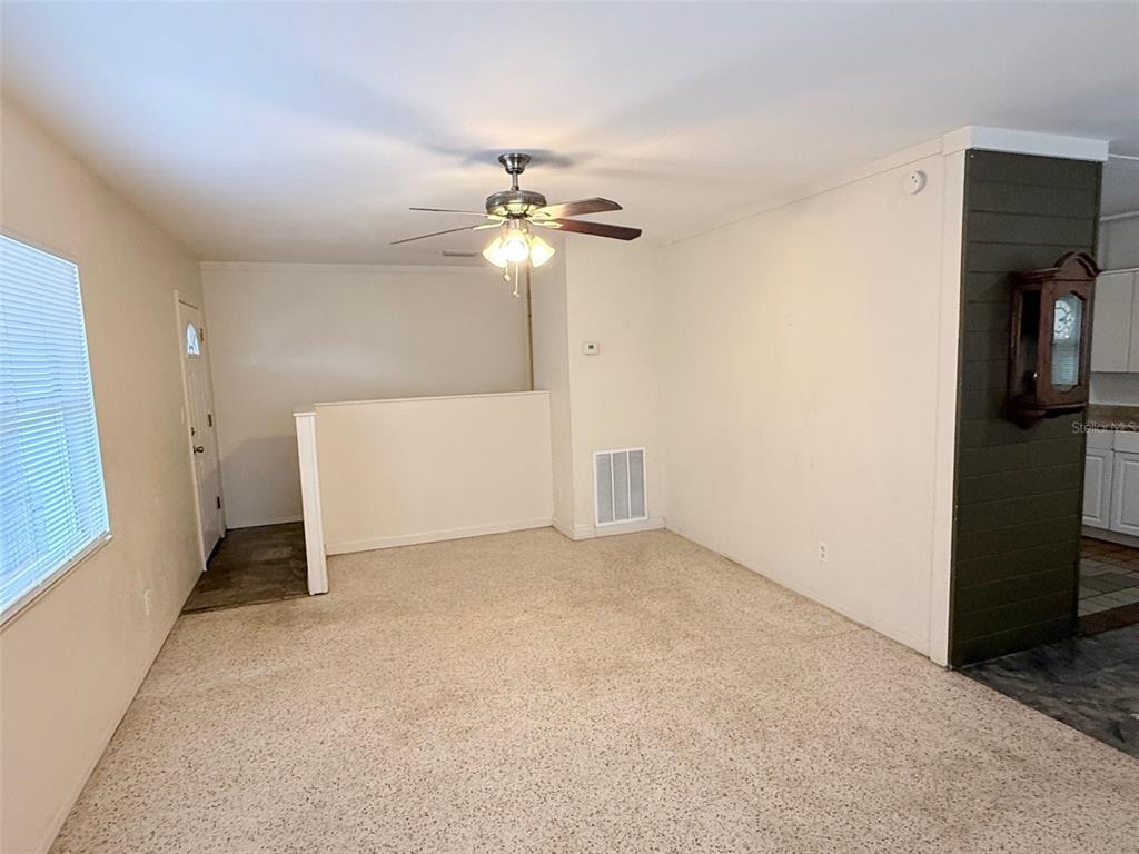4819 Haines Road North St. Petersburg, FL 33714 - Photo 3 of 21