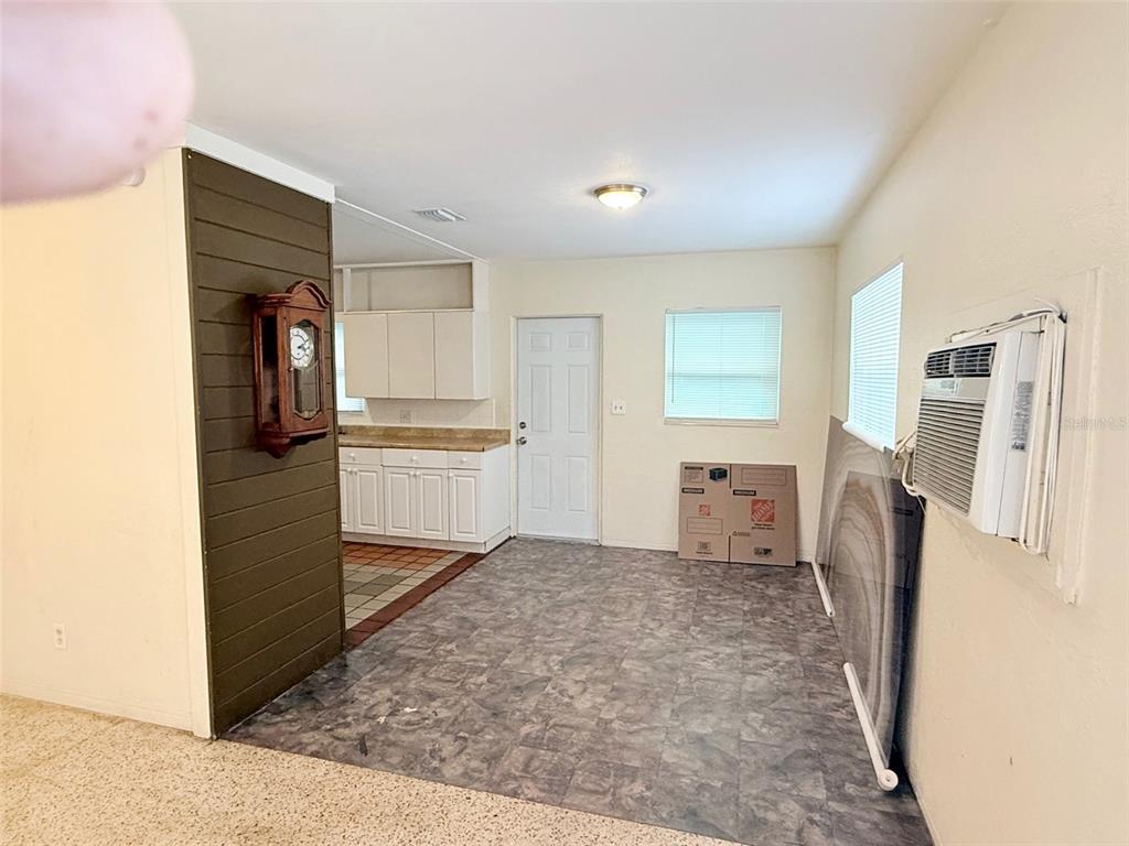 4819 Haines Road North St. Petersburg, FL 33714 - Photo 6 of 21
