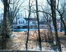 2612 Woodside Road Louisville, KY 40207 - Photo 1 of 1 Primary Photo