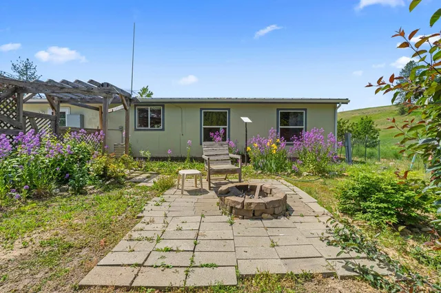 $399,900 | 2558 Grimm Road, Addy, WA 99101