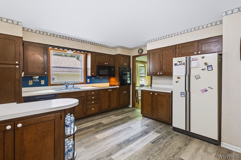 702 Ridge Road Lewiston, NY 14092 - Photo 6 of 49