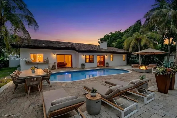 $1,275,000 | 11460 Southwest 1st Court, Plantation, FL 33325
