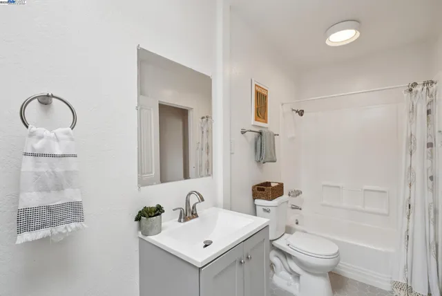 $890,000 | 1805 Eagle Avenue, Alameda, CA 94501