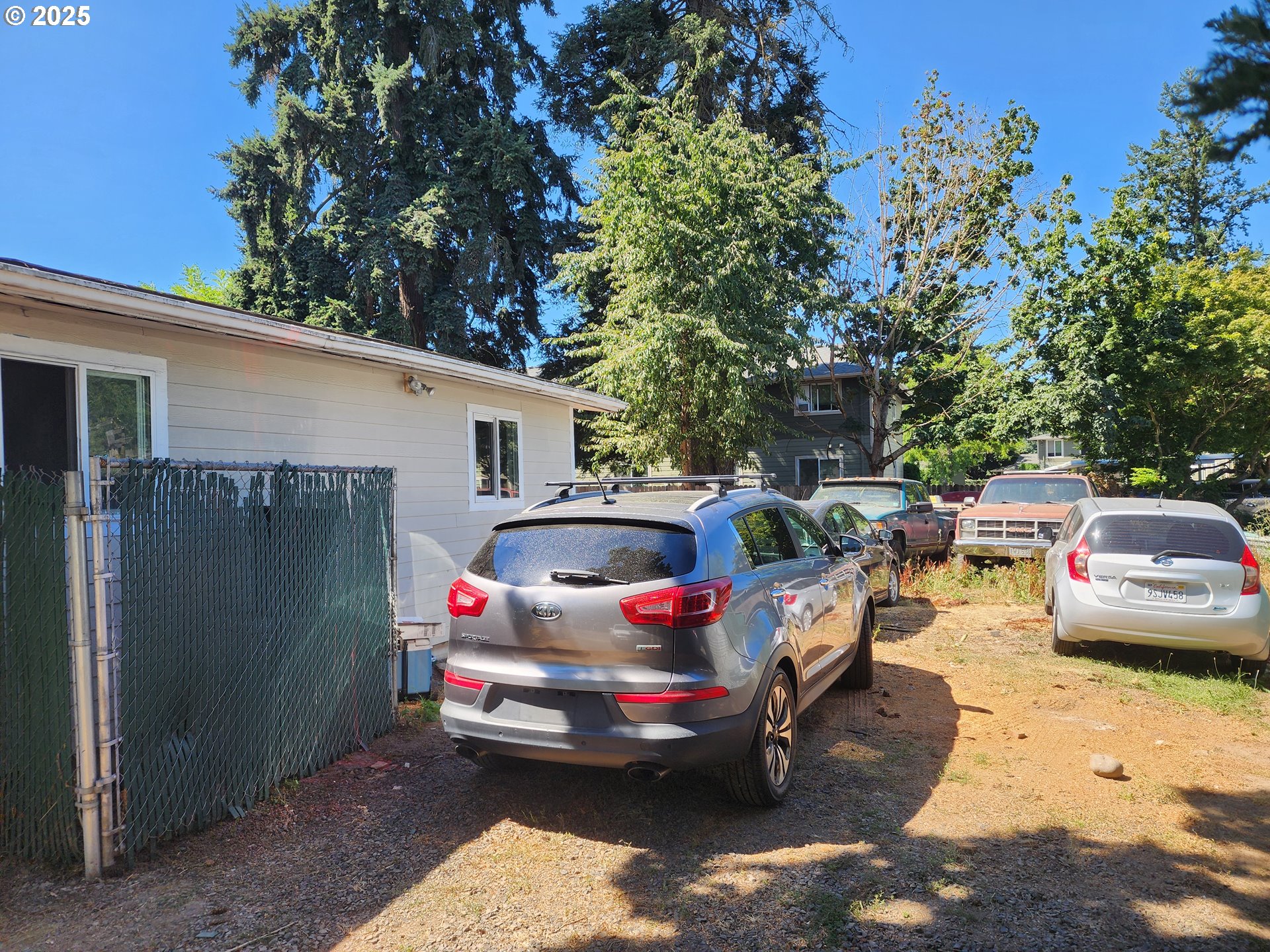 4061 Hawthorne Avenue Northeast Salem, OR 97301 - Photo 13 of 13 a view of the street with cars