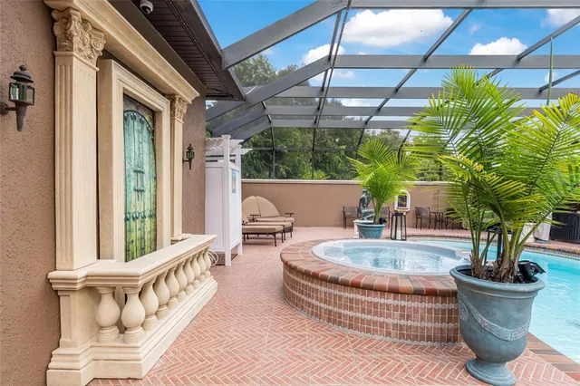 a view of a livingroom with wooden floor and entryway