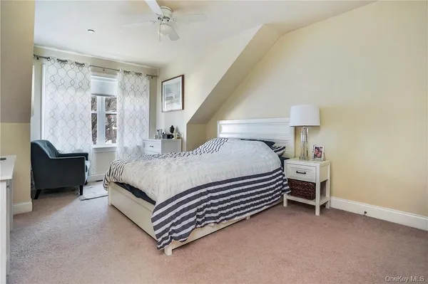 $4,100 | 297 West Post Road, White Plains, NY 10606