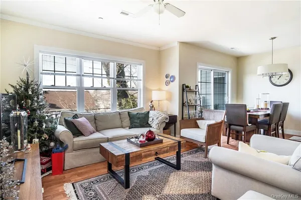 $4,100 | 297 West Post Road, White Plains, NY 10606