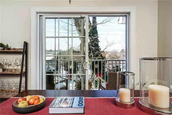 $4,100 | 297 West Post Road, White Plains, NY 10606