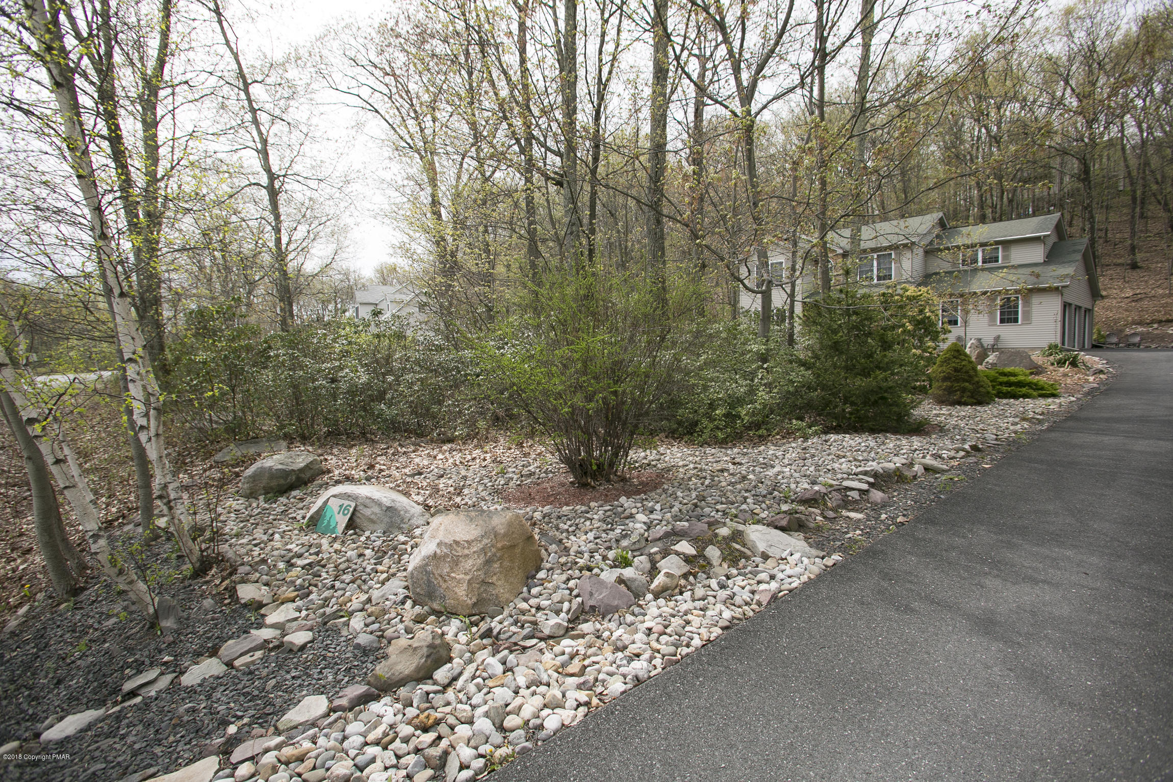 223 Cactus Road Stroudsburg, PA 18360 - Photo 29 of 38 a view of a town with trees
