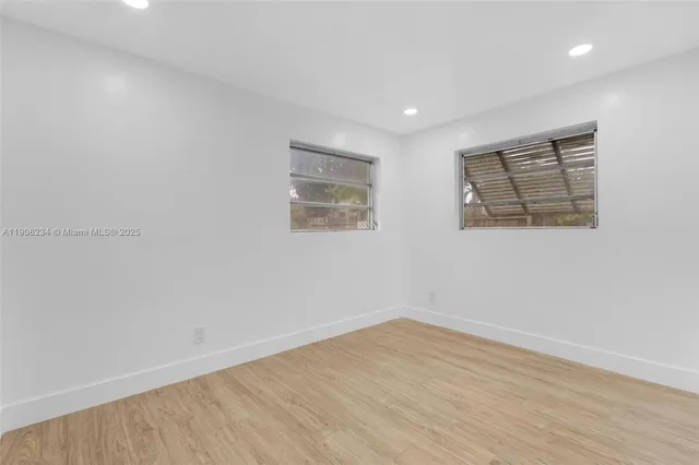 $560,000 | 4020 North 67th Avenue, Hollywood, FL 33024