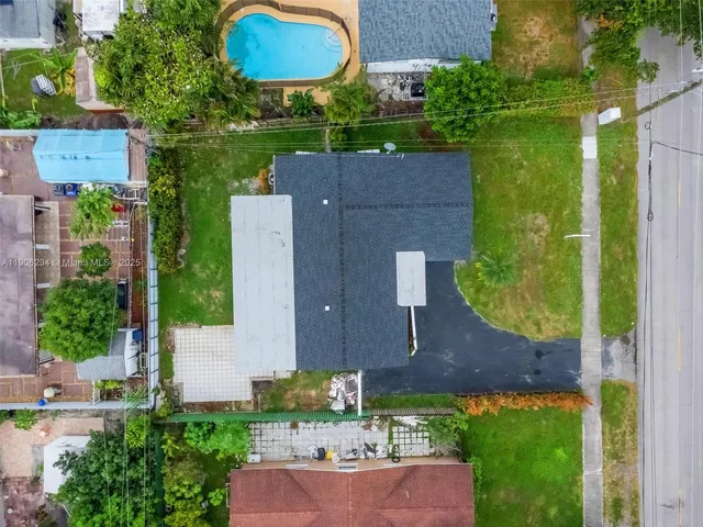 $560,000 | 4020 North 67th Avenue, Hollywood, FL 33024