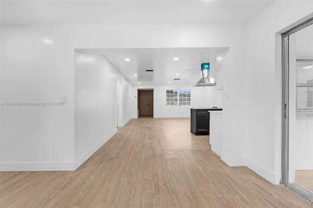 $560,000 | 4020 North 67th Avenue, Hollywood, FL 33024