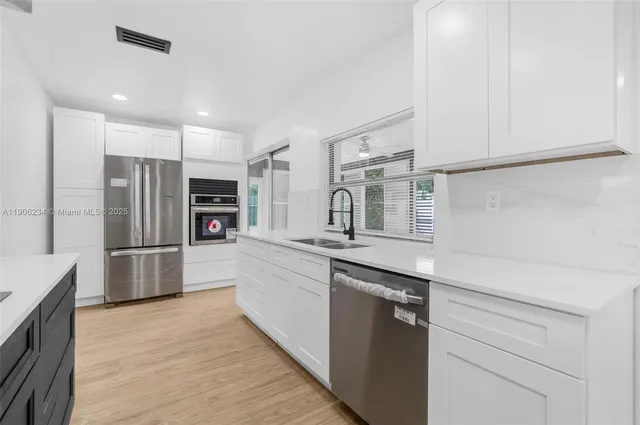 $560,000 | 4020 North 67th Avenue, Hollywood, FL 33024