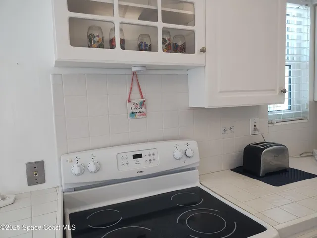 a view of a walk in closet