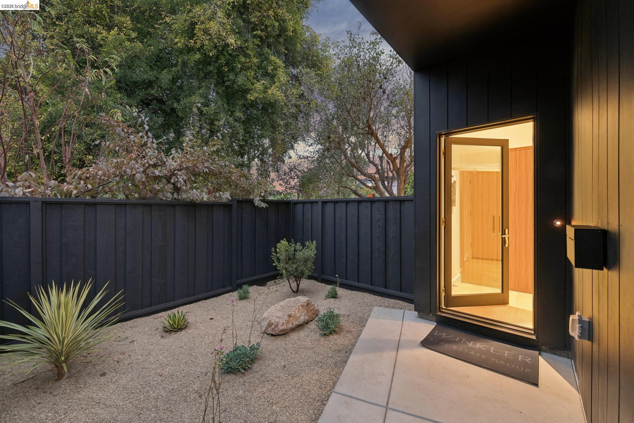 1523 Stuart Street Berkeley, CA 94703 - Photo 44 of 71 Gallery Image 44