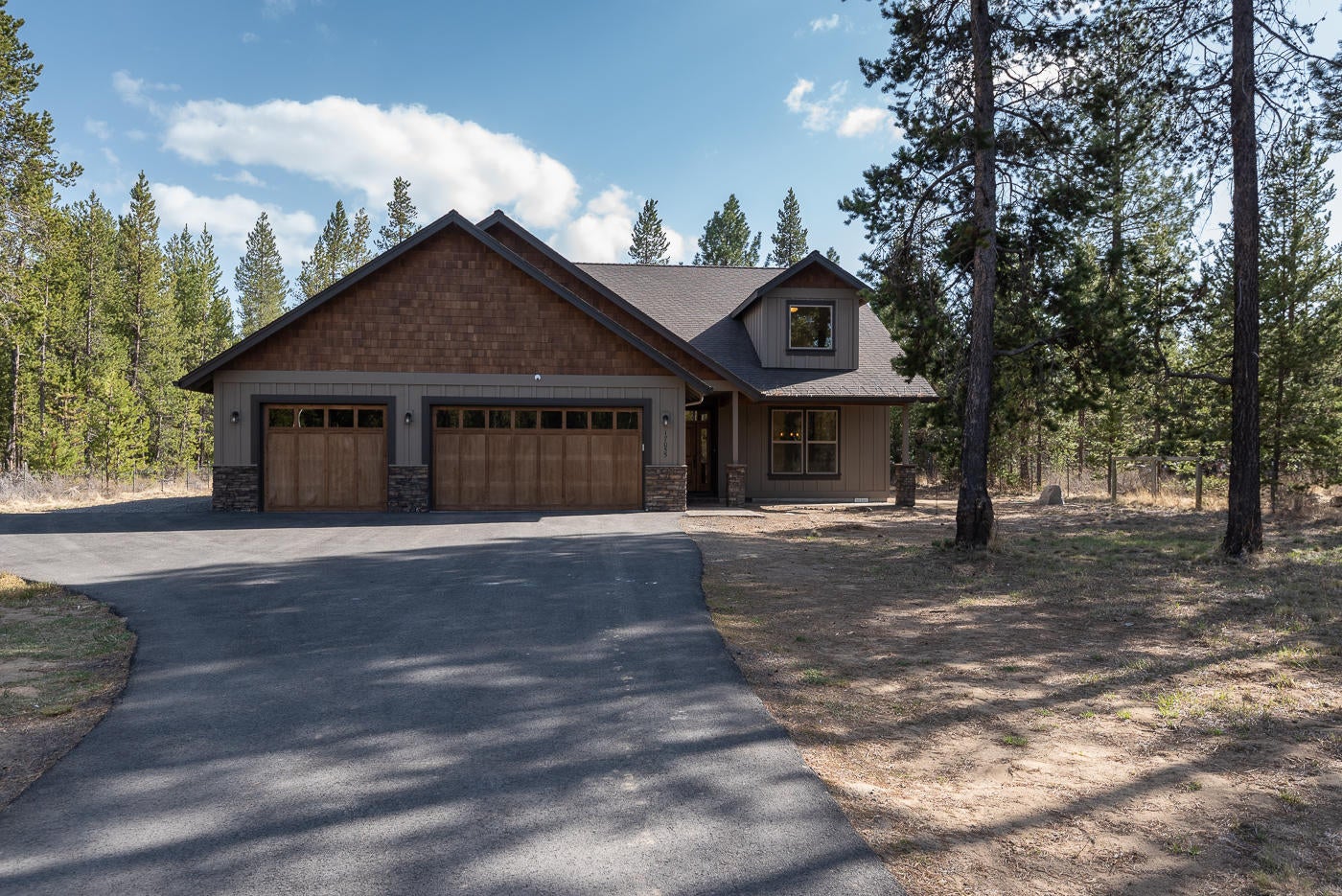 17055 Fontana Road Bend, OR 97707 - Photo 1 of 25 Front