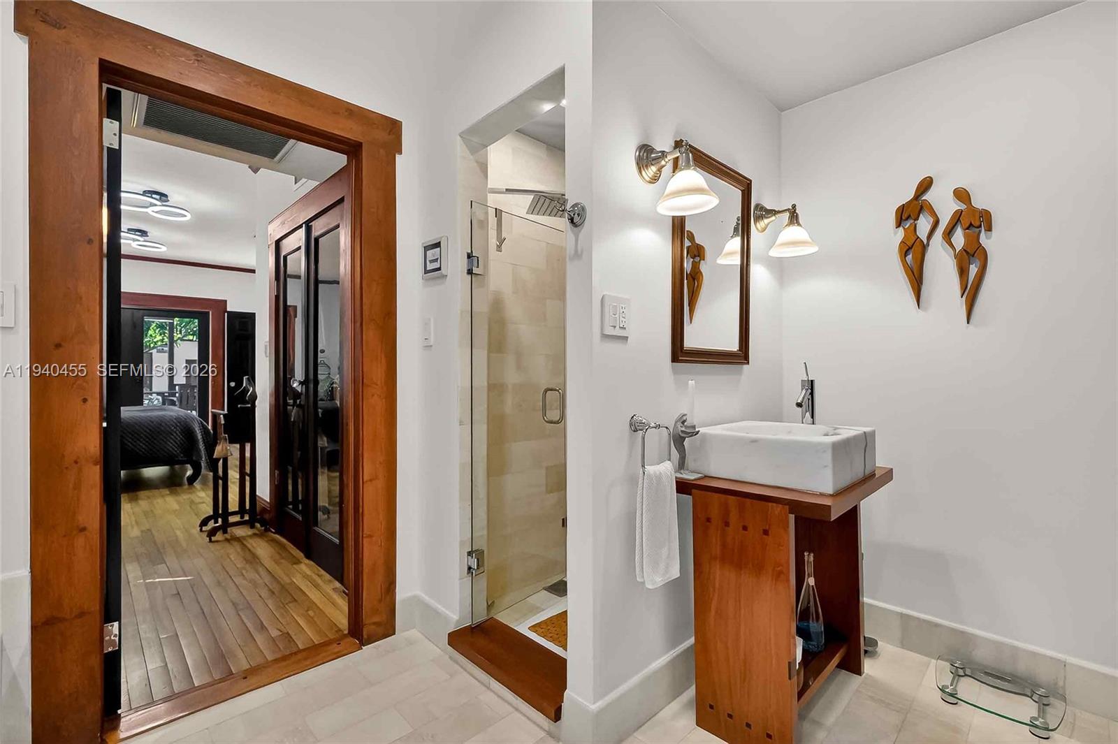 452 Southwest 21st Road Miami, FL 33129 - Photo 21 of 51