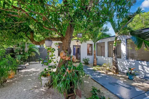 $1,649,000 | 452 Southwest 21st Road, Miami, FL 33129